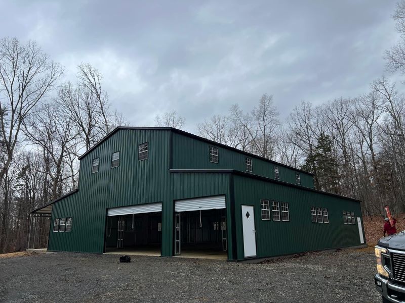 30x61x20 Barn with two Lean-tos-490
