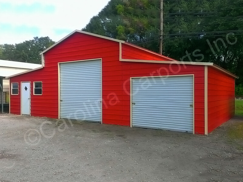 Boxed Eave Roof Carolina Barn Fully Enclosed-314